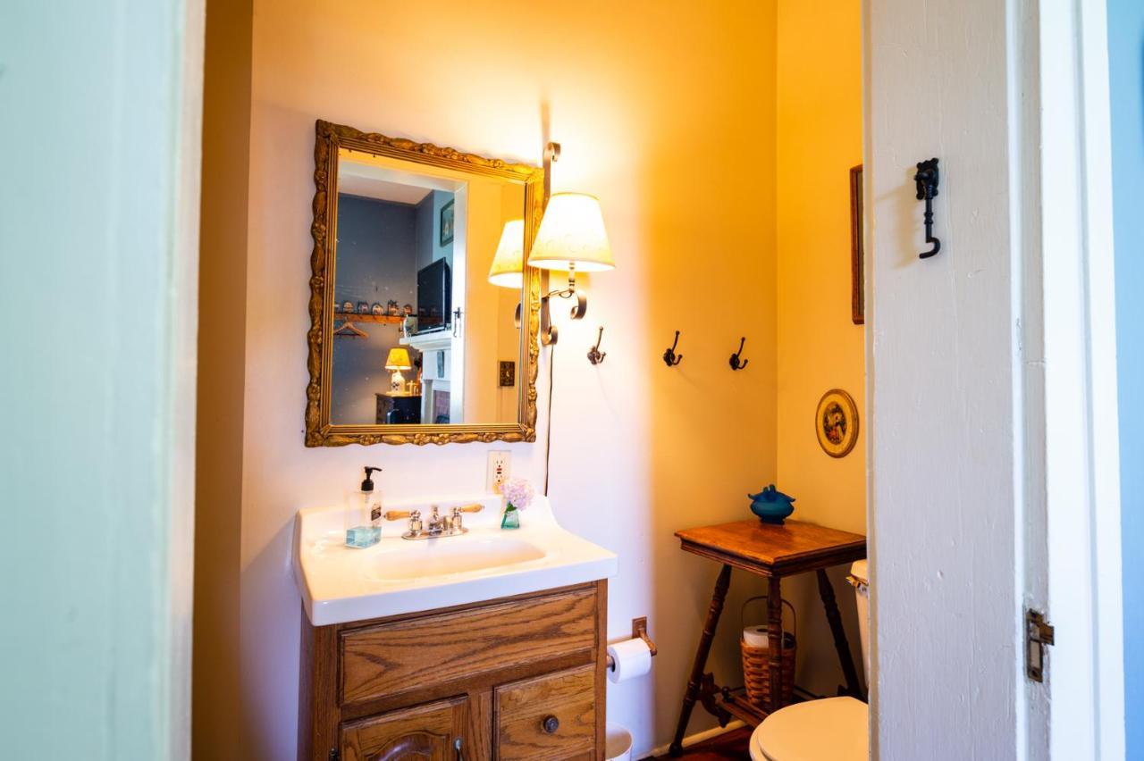 The Pines Of Dresden B&B 외부 사진
