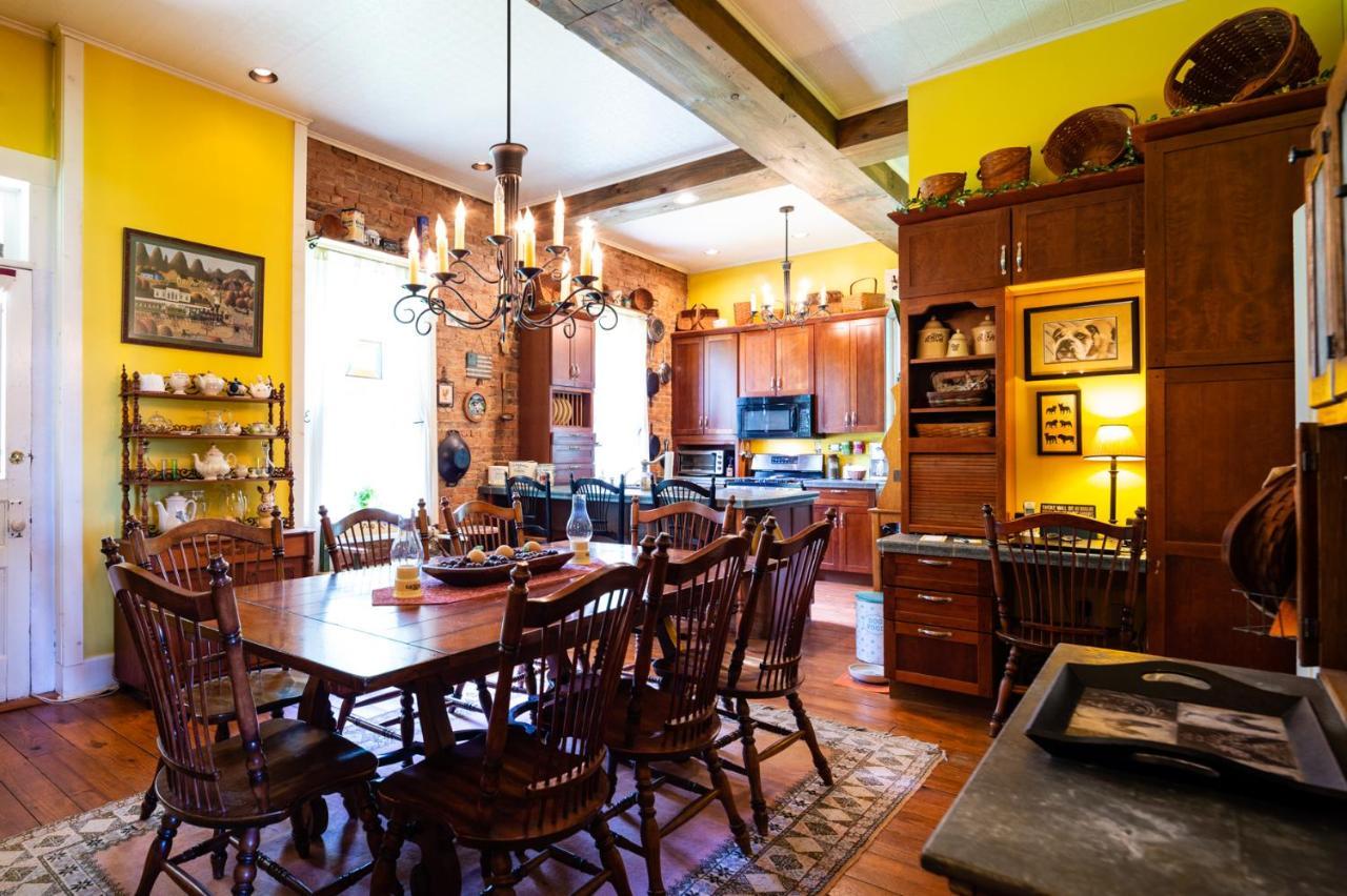 The Pines Of Dresden B&B 외부 사진