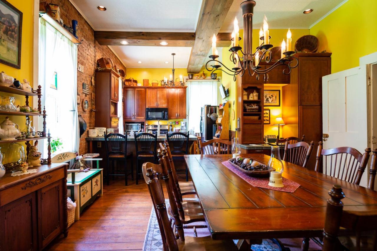 The Pines Of Dresden B&B 외부 사진