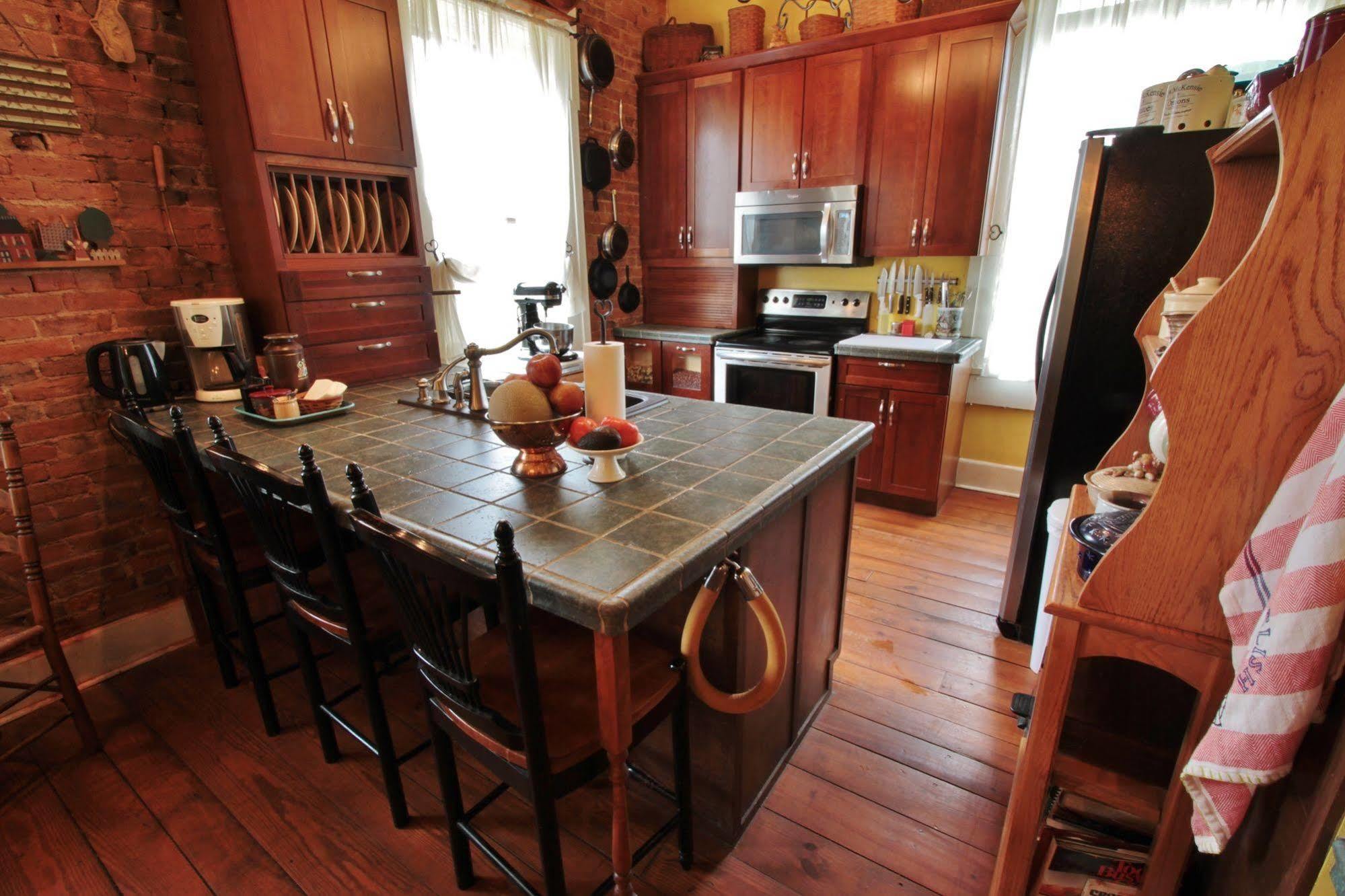 The Pines Of Dresden B&B 외부 사진